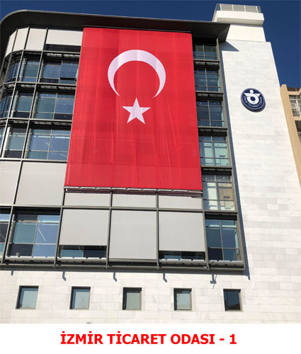 İzmir Ticaret Odası Otomatik Motorlu Bayrak Poster Sistemi
